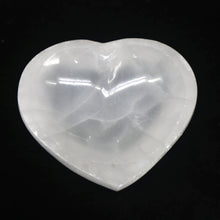 Load image into Gallery viewer, Selenite Heart Bowl - The Gem Mine