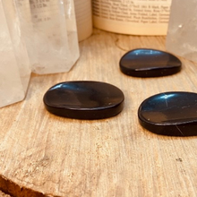 Load image into Gallery viewer, Genuine Shungite Worrystone - The Gem Mine