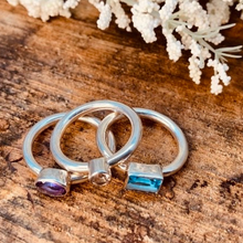 Load image into Gallery viewer, Stephen Estelle Sterling Silver Stacking Rings - Size 6 - The Gem Mine