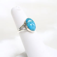 Load image into Gallery viewer, Sterling Silver Turquoise Ring
