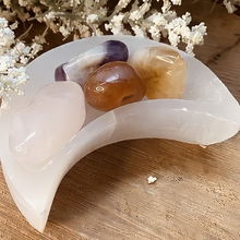 Load image into Gallery viewer, Selenite Crescent Moon Bowl - The Gem Mine
